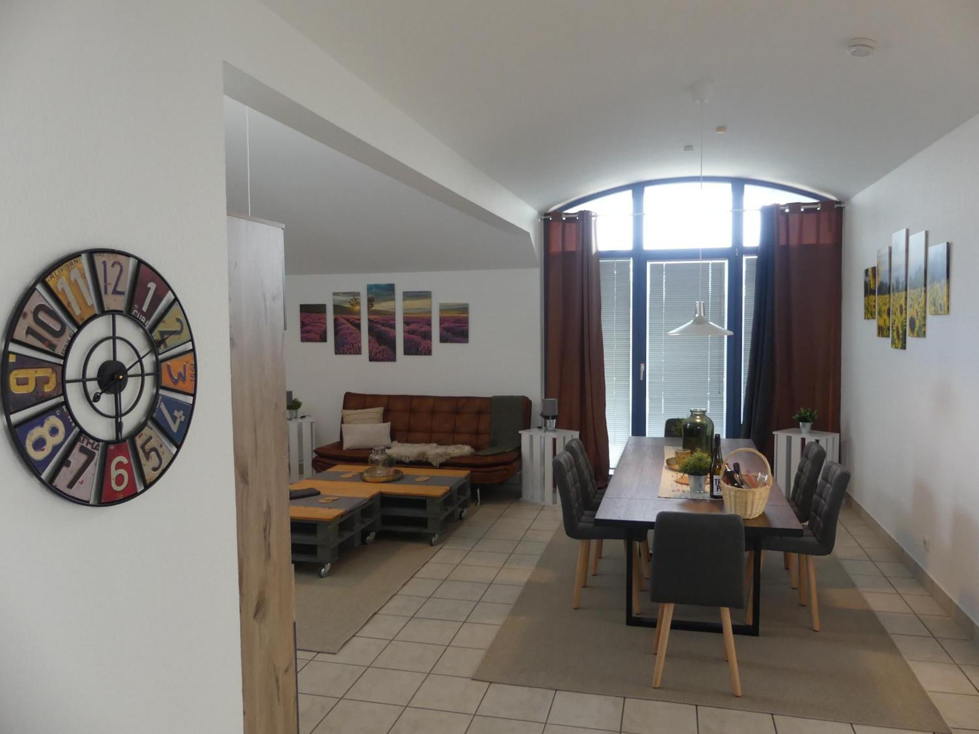Apartment Apartment-koeln-bonn, Ihr Zuhause Auf Zeit. Wesseling